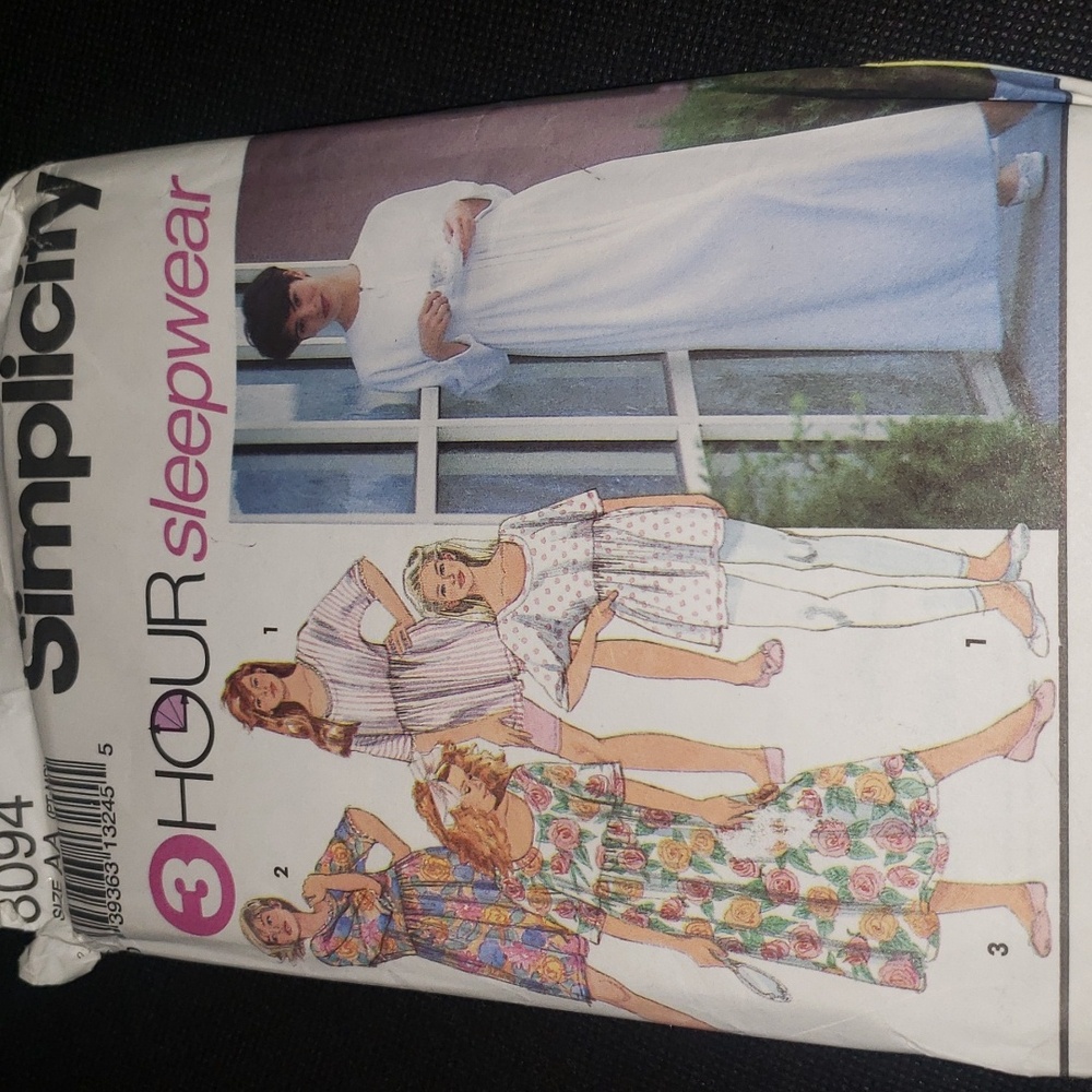 Simplicity 3 Hour Sleepwear #8094 Size AA P-M
